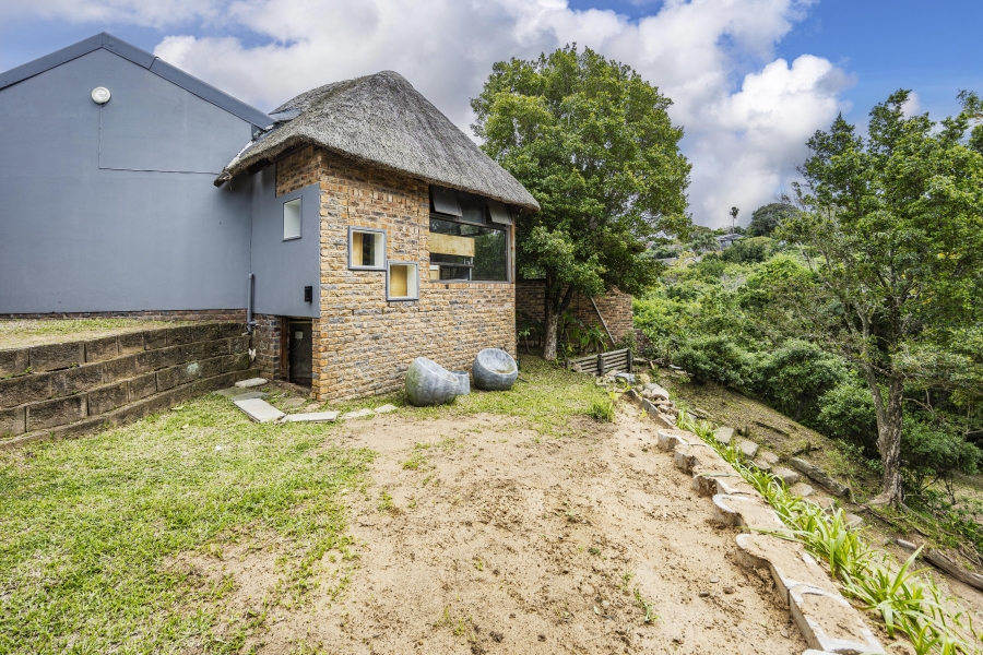 4 Bedroom Property for Sale in Blue Bend Eastern Cape